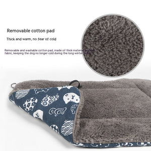 Discover the Perfect Camping Companion: The Foldable Pet Bed!